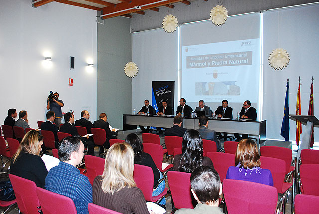 La Comunidad dinamizará el sector del mármol y la piedra natural y apuesta por la I+D+i para lograr productos de mayor valor añadido - 2, Foto 2