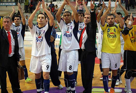 ElPozo Murcia afianza su liderato ante el Reale Cartagena - 10