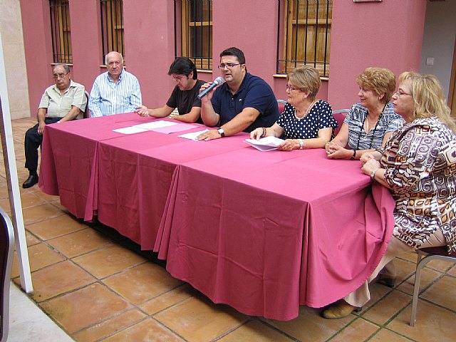Los socios del Centro Municipal de Personas Mayores celebran la asamblea general ordinaria - 1, Foto 1
