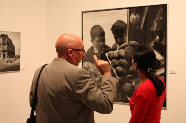 Inaugurada la exposición de fotografía “FRANCESC CATALÀ-ROCA. Fotografías Región de Murcia 1961-1968”. - 5, Foto 5