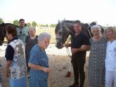 Estimulacin de mayores con animales en El Algar
