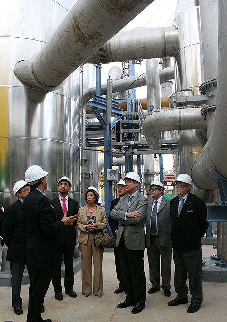 Valcárcel destaca el potencial tecnológico y la sostenibilidad ambiental de la nueva planta de producción de ácido sulfúrico en Cartagena - 2, Foto 2