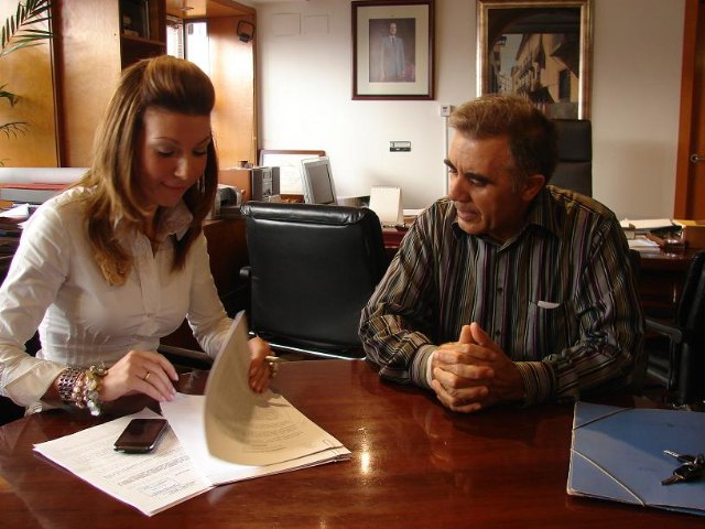 El Consistorio lorquino respalda el trabajo de ADILOR con 30.000 euros - 1, Foto 1