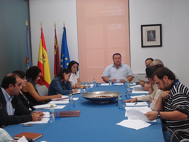 Constituida la mesa local de empleo - 1, Foto 1