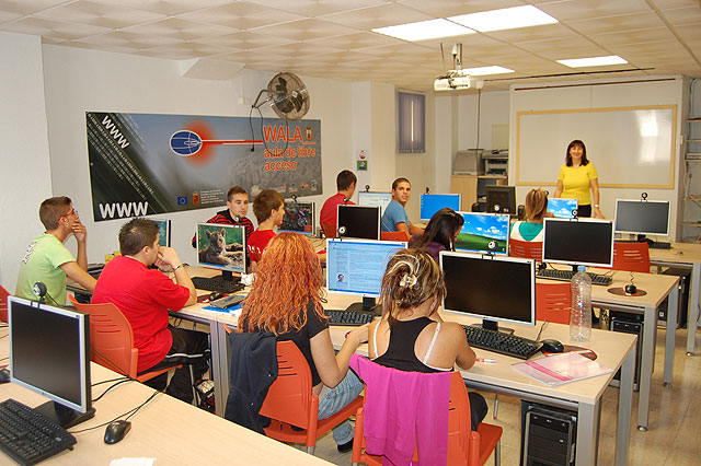 Lorquí  inicia un curso de cualificación profesional para auxiliares de oficina - 3, Foto 3