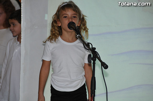 El colegio “Tierno Galvn” inaugura la nueva biblioteca del centro recordando el Quijote de La Mancha - 8