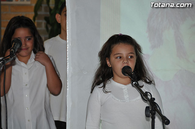 El colegio “Tierno Galvn” inaugura la nueva biblioteca del centro recordando el Quijote de La Mancha - 20