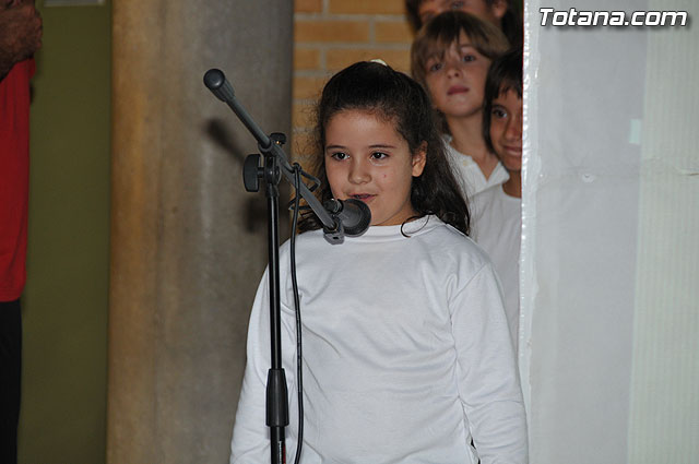El colegio “Tierno Galvn” inaugura la nueva biblioteca del centro recordando el Quijote de La Mancha - 14