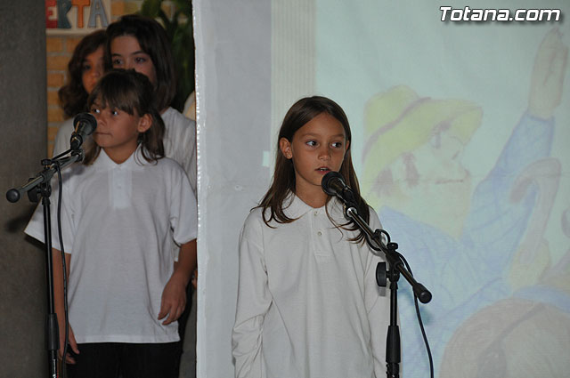 El colegio “Tierno Galvn” inaugura la nueva biblioteca del centro recordando el Quijote de La Mancha - 24
