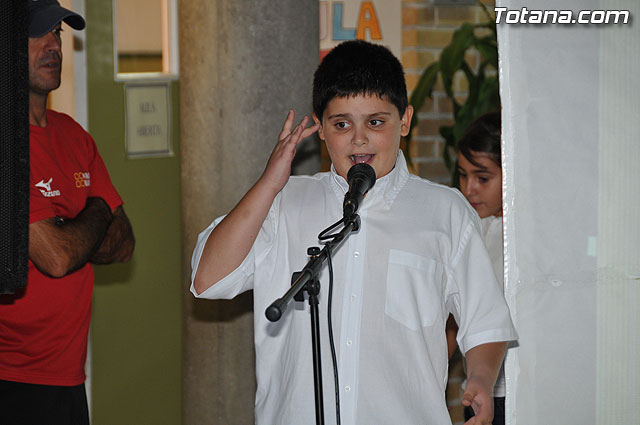 El colegio “Tierno Galvn” inaugura la nueva biblioteca del centro recordando el Quijote de La Mancha - 32