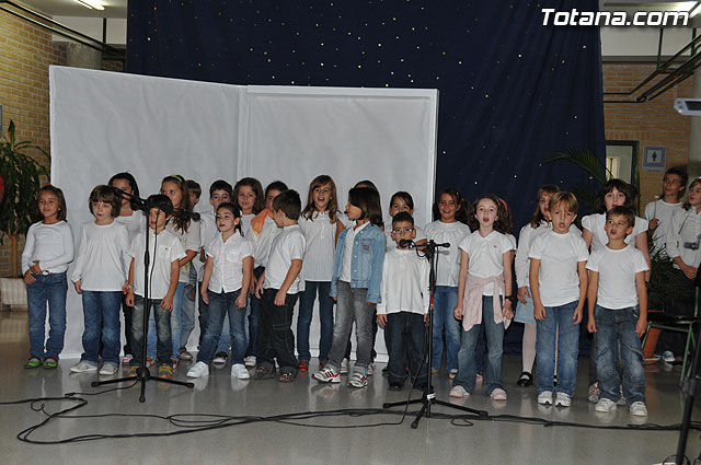 El colegio “Tierno Galvn” inaugura la nueva biblioteca del centro recordando el Quijote de La Mancha - 36