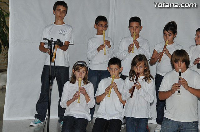 El colegio “Tierno Galvn” inaugura la nueva biblioteca del centro recordando el Quijote de La Mancha - 50