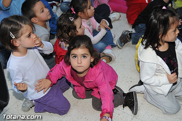 El colegio “Tierno Galvn” inaugura la nueva biblioteca del centro recordando el Quijote de La Mancha - 53