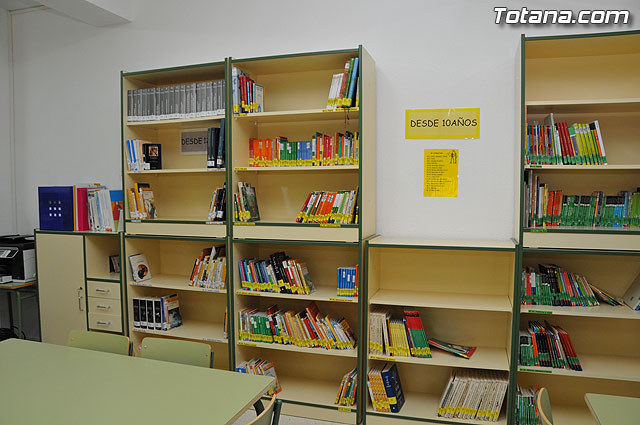 El colegio “Tierno Galvn” inaugura la nueva biblioteca del centro recordando el Quijote de La Mancha - 56