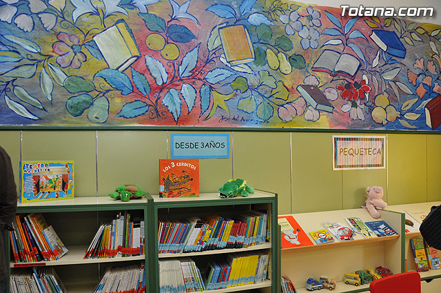 El colegio “Tierno Galvn” inaugura la nueva biblioteca del centro recordando el Quijote de La Mancha - 57