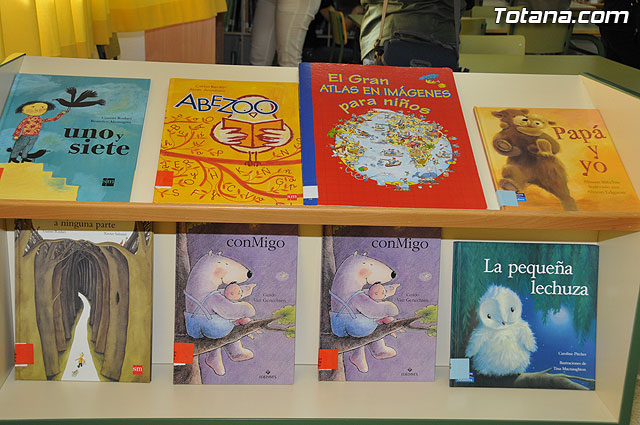 El colegio “Tierno Galvn” inaugura la nueva biblioteca del centro recordando el Quijote de La Mancha - 59