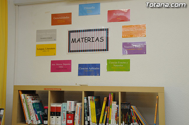 El colegio “Tierno Galvn” inaugura la nueva biblioteca del centro recordando el Quijote de La Mancha - 63