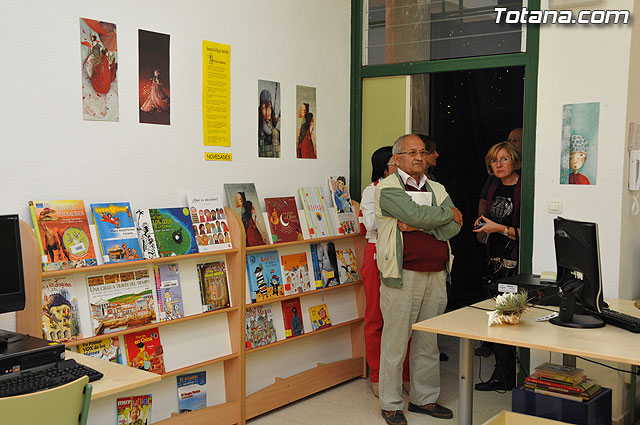 El colegio “Tierno Galvn” inaugura la nueva biblioteca del centro recordando el Quijote de La Mancha - 65