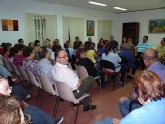 El concejal de Bienestar Social asiste a la reunión del consejo asesor y de familiares del Centro Ocupacional “José Moyá”