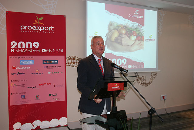 Valcárcel reclama prioridad para los productos hortofrutícolas murcianos en Europa y que se fijen precios justos para los agricultores - 1, Foto 1