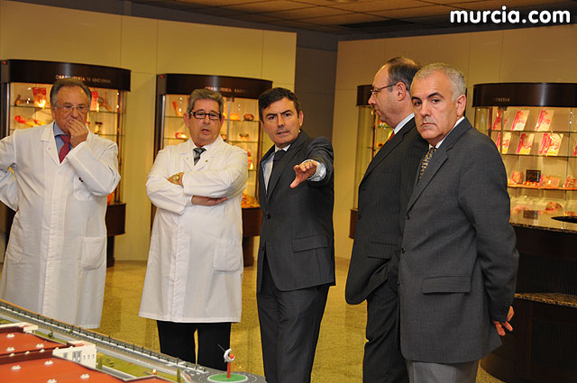 Saura lamenta que Murcia siga destruyendo  ms empleo y pide para salir de la crisis un Pacto Social y una apuesta por la calidad y la excelencia, Foto 1