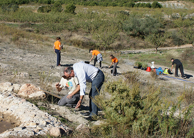 Puerto Lumbreras acoge la II Campaña de Reforestación en el Cabezo la Jara - 2, Foto 2