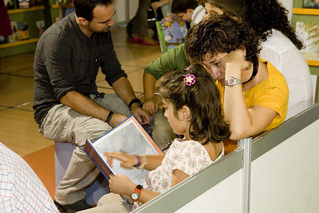 90.000 personas visitaron la XXVIII Feria del Libro de Cartagena - 4, Foto 4