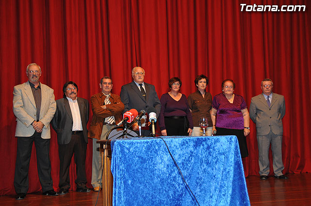 Recital potico en homenaje al doctor Antonio Martnez Hernndez a cargo de la asociacin “Caja de Semillas” - 45