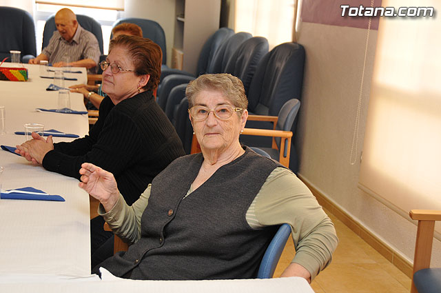 Los usuarios del Servicio de Estancias Diurnas de Alzheimer comienzan las actividades del segundo aniversario del centro - 10