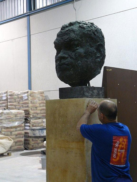 Murcia recupera el colosal busto de Rubén Darío, obra de Antonio Campillo - 1, Foto 1
