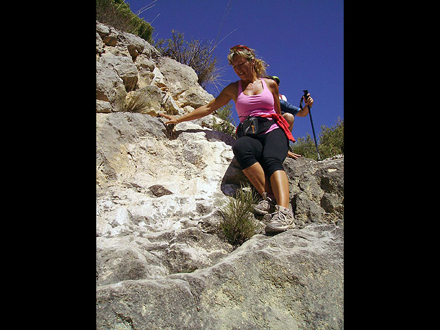 El pasado domingo 25 de octubre se celebr en las laderas de la vertiente oeste del Parque Regional de Sierra Espuña, una ruta a pie - 7
