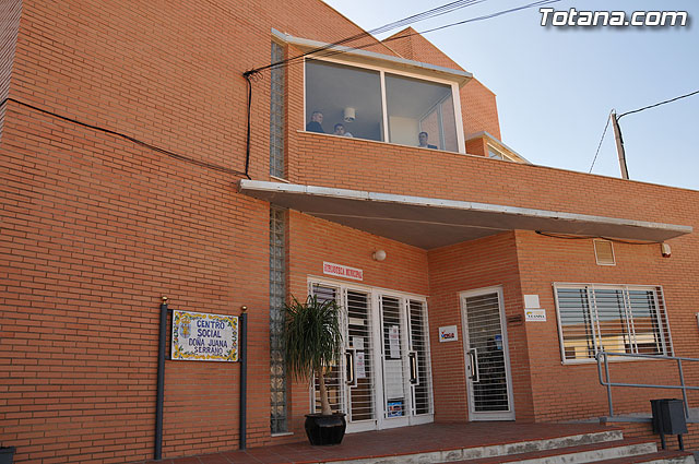 El Ayuntamiento suscribe un convenio con la Junta Parroquial del cementerio de Paretn-Cantareros - 1