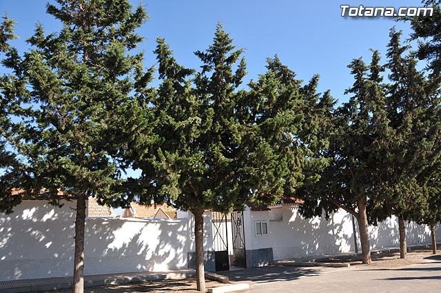El Ayuntamiento suscribe un convenio con la Junta Parroquial del cementerio de Paretn-Cantareros - 24