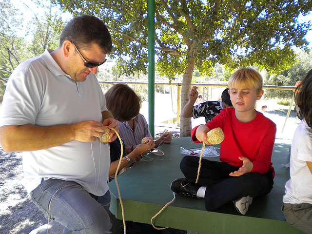 Las aves se convierten en las protagonistas de la actividad desarrollada con las familias el pasado domingo en el Parque Ecológico Vicente Blanes - 1, Foto 1