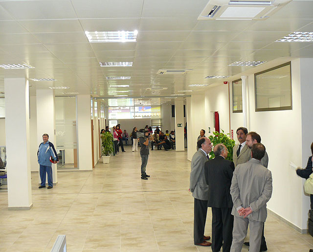Sotoca inaugura en Jumilla una oficina de empleo con una inversión de 535.000 euros - 2, Foto 2