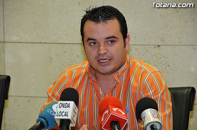 El Ayuntamiento diseña un modelo fiscal que beneficiará a las economías familiares y a los sectores productivos y económicos de Totana, Foto 2