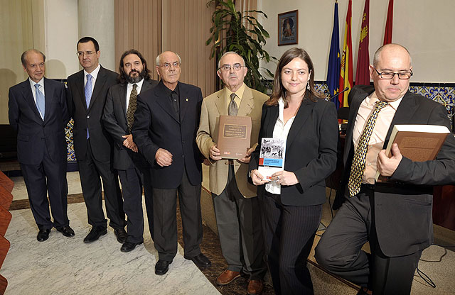Se presentó  el libro sobre la biblioteca romana del cardenal Belluga - 3, Foto 3