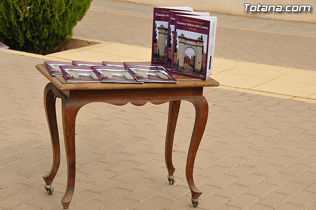 Presentado un libro de Juan Cnovas Mulero sobre el cementerio municipal 