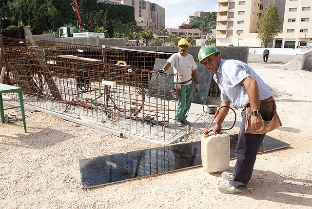 En mes y medio estará a punto la zona de deportes urbanos de Carlos III - 1, Foto 1