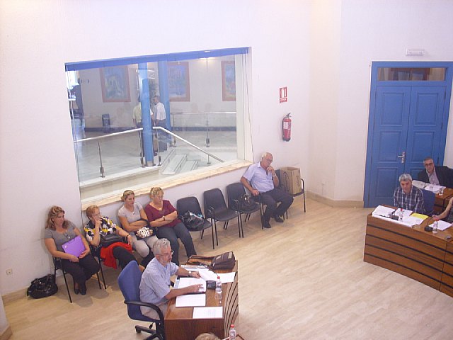 Nota remitida por la portavoz de las familias de la calle Buenos Aires con respecto a problemas de ruidos y suciedad - 1, Foto 1