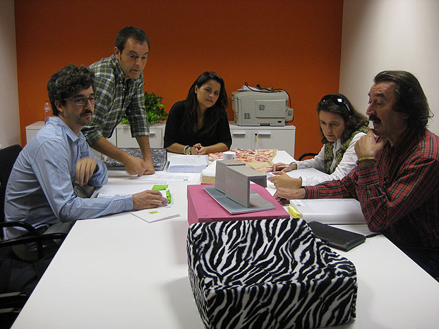 Una lámpara, primer premio del Creajoven en la modalidad de Diseño de Productos - 1, Foto 1