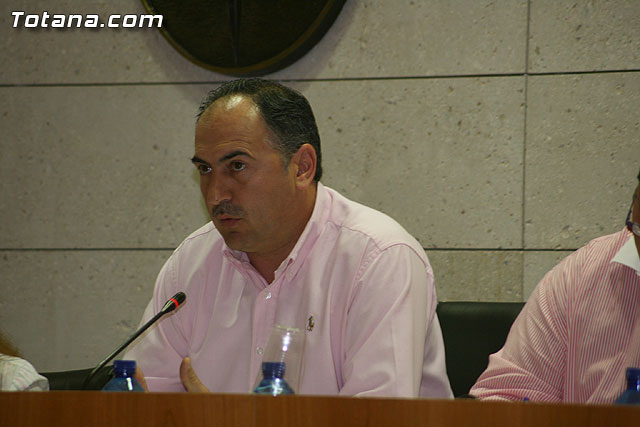 El Pleno reivindica por unanimidad al Gobierno de la Nación el pago de la deuda histórica al consistorio por importe de 25 millones de euros, Foto 1