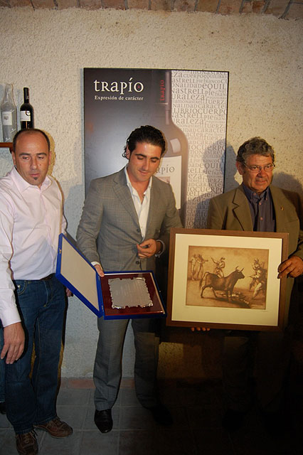 Entrega del I Trofeo Trapio de Bodegas La Purísima al torero Emilio Laserna - 2, Foto 2