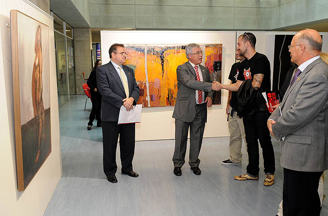 La Biblioteca de la Universidad de Murcia acoge la exposición del Premio de Pintura Toledo Puche - 1, Foto 1