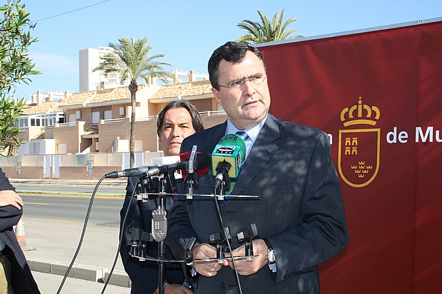 Una nueva glorieta mejorará la circulación en la Gran Vía de La Manga del Mar Menor - 2, Foto 2