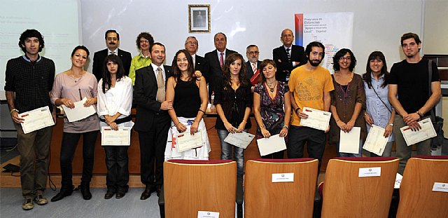 La Universidad de Murcia entrega las credenciales de las becas de cooperación internacional - 1, Foto 1