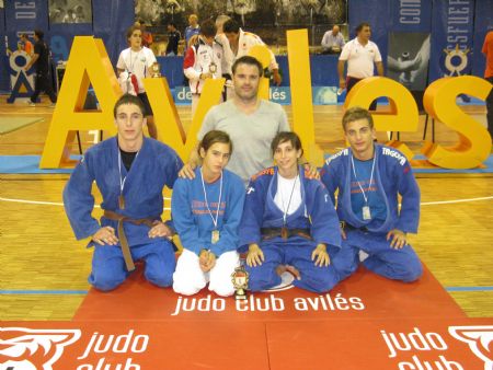Cuatro medallas en el internacional de Avilés - 1, Foto 1