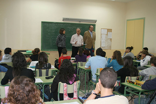 Estudiantes de Secundaria participan en un programa de prevención de violencia de género - 2, Foto 2