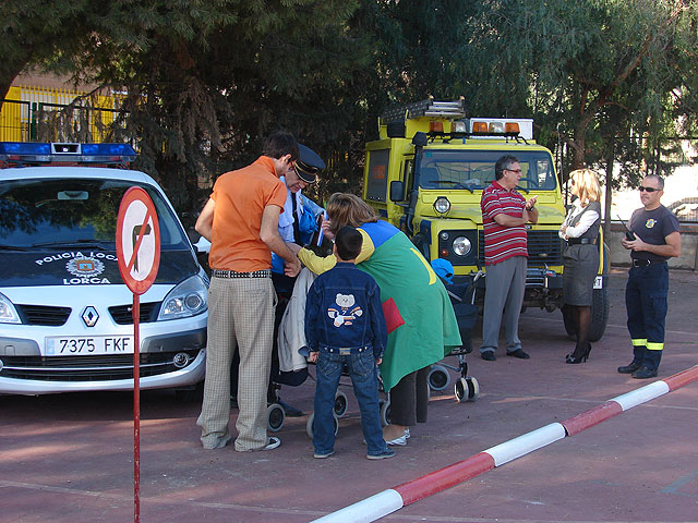 ACUDEPOL 24 acerca la Policía Local de Lorca a los estudiantes del Colegio de Educación Especial Pilar Soubrier - 1, Foto 1