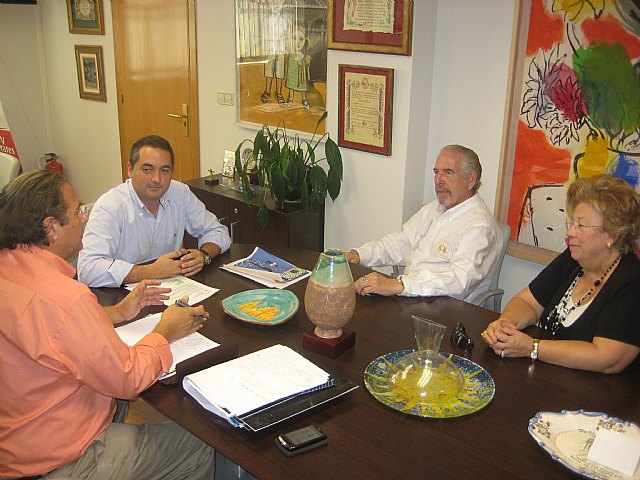 Gómez inicia las reuniones con diferentes colectivos para preparar la Navidad en Murcia - 2, Foto 2